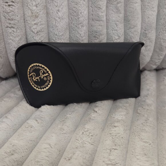 Ray-Ban Polarized Predator Sunglasses - Picture 3 of 9